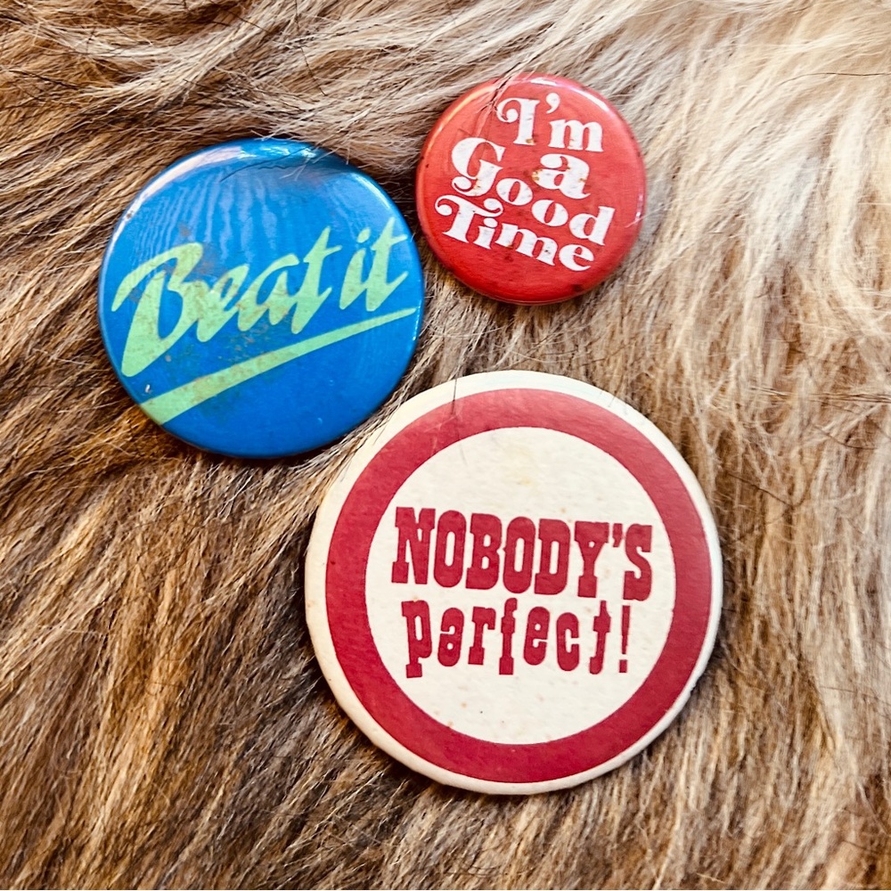 VINTAGE PIN 3 PACK